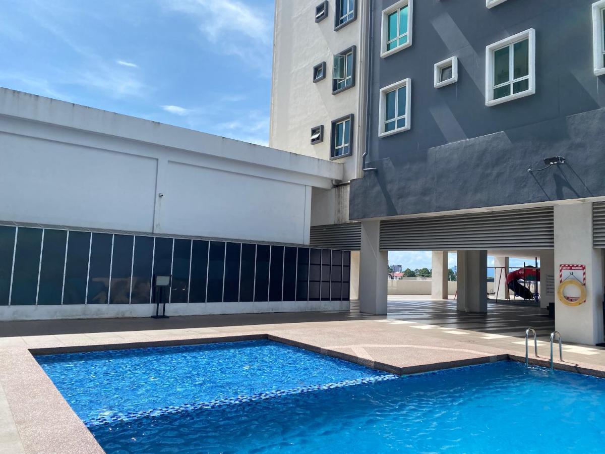 The Cotton Bleu Homestay Kuala Terengganu Buitenkant foto